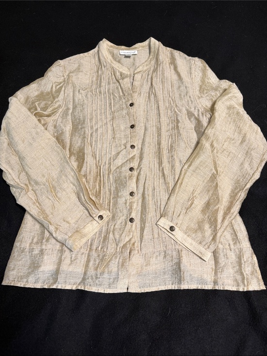 Coldwater Creek Tops - Coldwater Creek Champagne Pintuck Button-Down Shirt